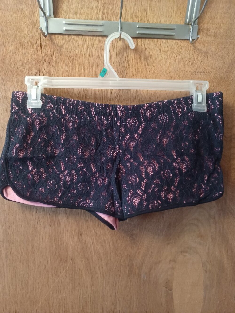 Hard Candy Shorts Woman's Pink & Black